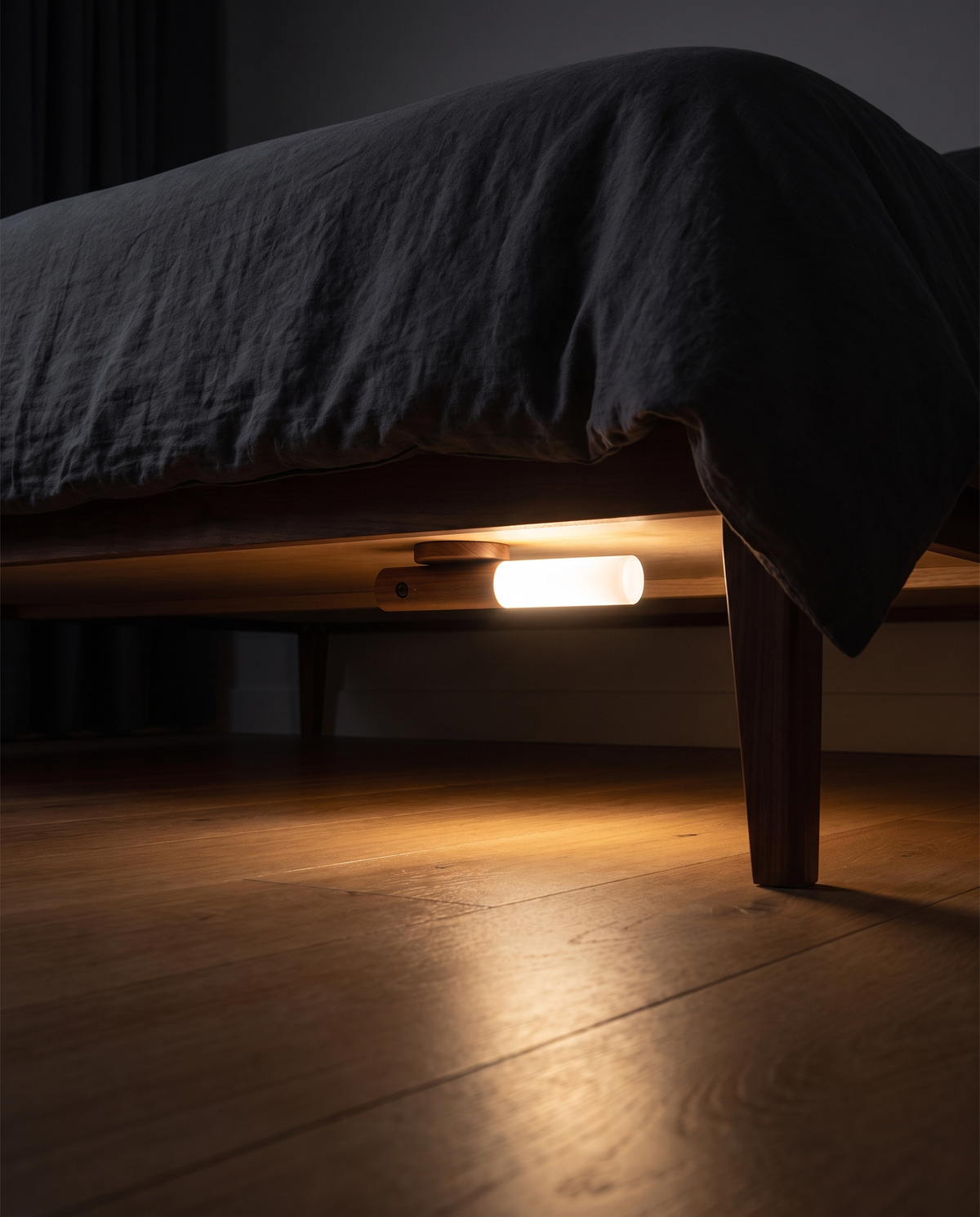 Glimt™ Trådløs vegglampe i tre med bevegelsessensor